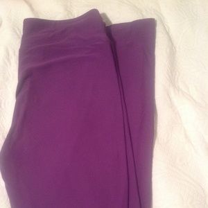 🎀🌷LuLaRoe – TC SOLID Leggings – #294